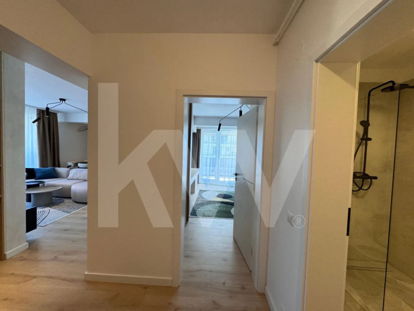 Apartament premium cu 3 camere – design personalizat și terasă spațioasă