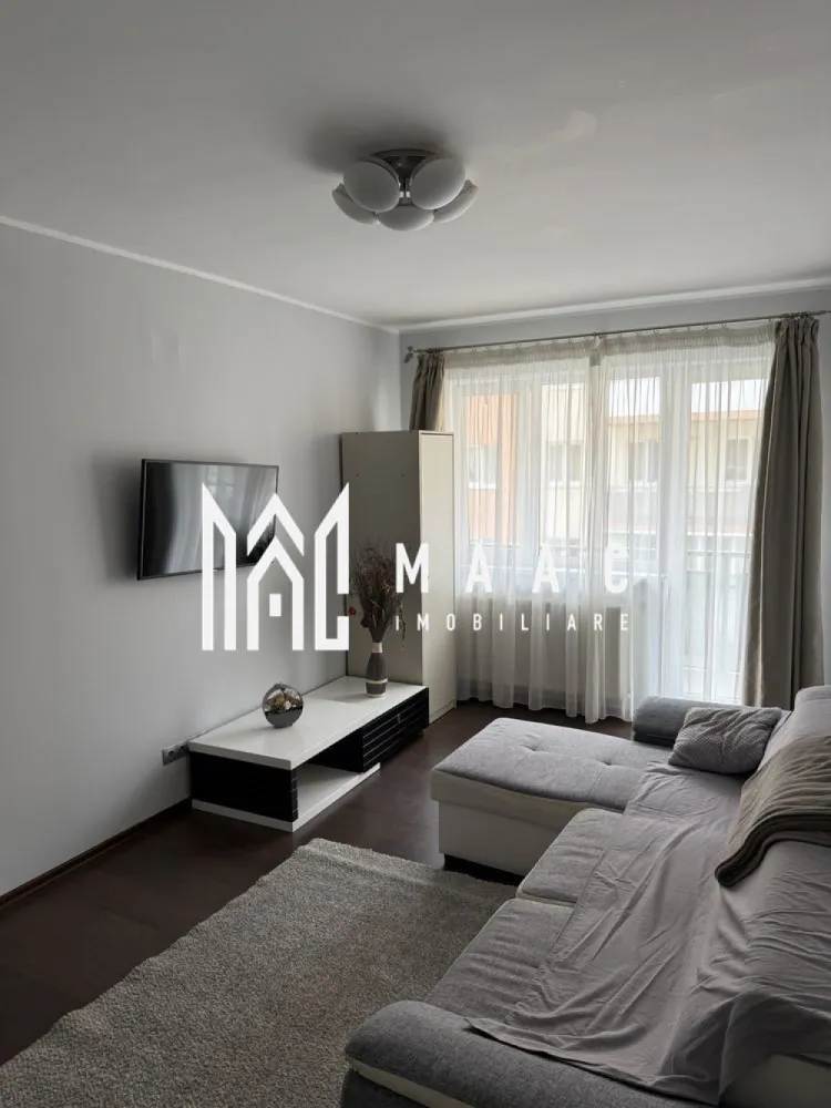 Apartament 2 camere | Pet friendly | Loc de parcare | Terezian - MAAC Imobilare vă propune spre închiriere un apartament de 2 camere, amplasat la etajul 2/4 al unui imobil dotat cu lift, situat în zona Terezian.

Compartimentare:

- Hol generos de acces
- Sufragerie cu acces la balcon
- Dormitor matrimonial
- Baie dotată cu cabină de duș

Apartamentul beneficieză de un loc de parcare privat

Se acceptă animale de companie

Se percepe o garanție în cuantumul unei luni de chirie.

Pentru mai multe detalii, specificați anunțul cu CP3136465.