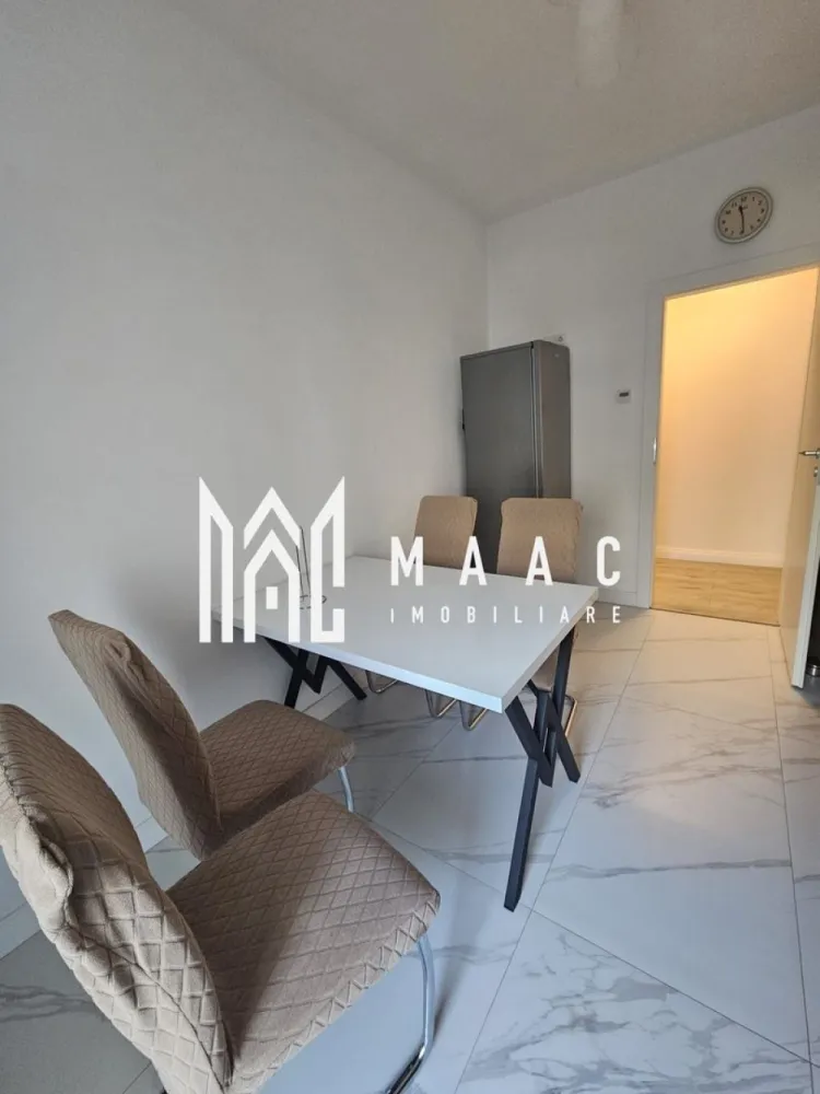 Apartament 2 camere I Decomandat I Etaj 1 I Parcare I Deventer - MAAC Imobiliare propune spre închiriere un apartament cu 2 camere, situat la etajul 1 al unui imobil din cartierul Deventer, Sibiu.

Caracteristici ale apartamentului
Suprafață utilă: 49 mp

Compartimentare decomandată:
living
bucătărie închisă
dormitor
baie
hol de acces
balcon

Stare și dotări
apartament nou, mobilat și utilat complet
loc de parcare disponibil

Nu se acceptă animale de companie
La inițierea contractului se percepe garanție în valoarea unei chirii lunare.

Pentru mai multe detalii, contactați MAAC Imobiliare și menționați ID CP3136698.