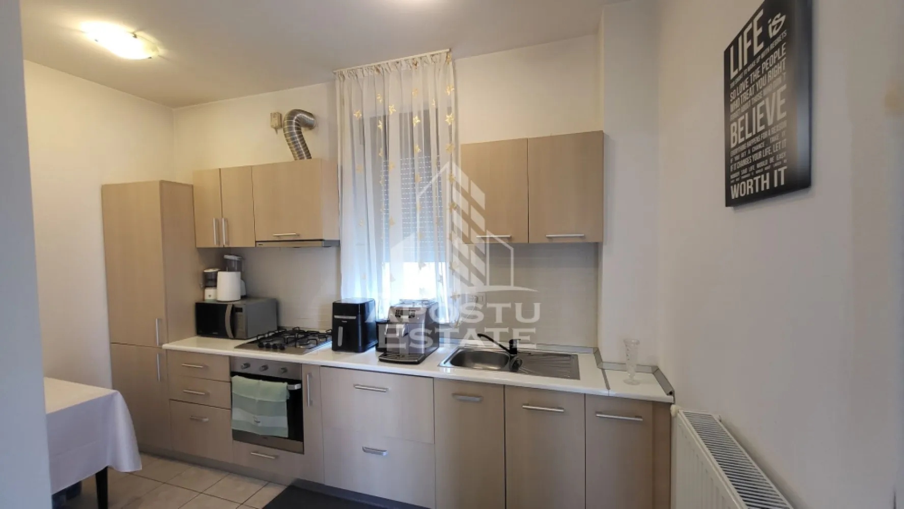 Apartament cu 3 camere,2 bai,mobilat,etaj 1,Dumbravita Kaufland