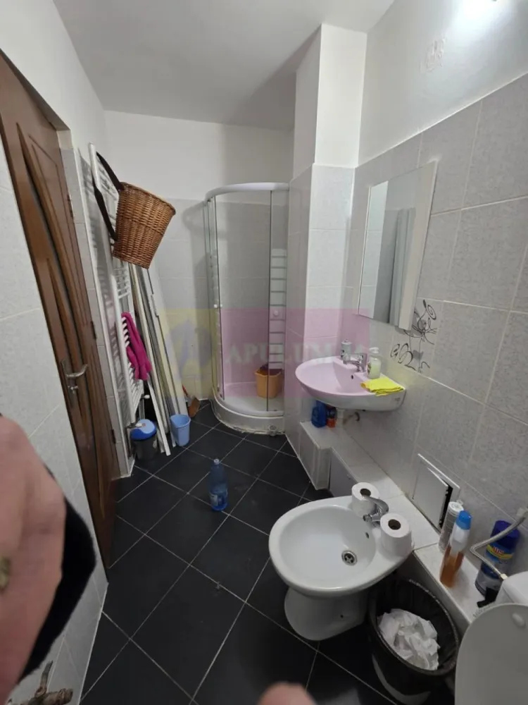 Apartament de vanzare cu 2 camere in Azuga
