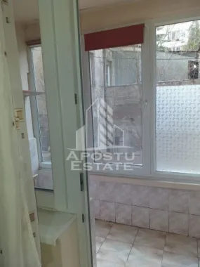Apartament cu 1 camera de inchiriat, 32 mp, Take Ionescu, Timisoara