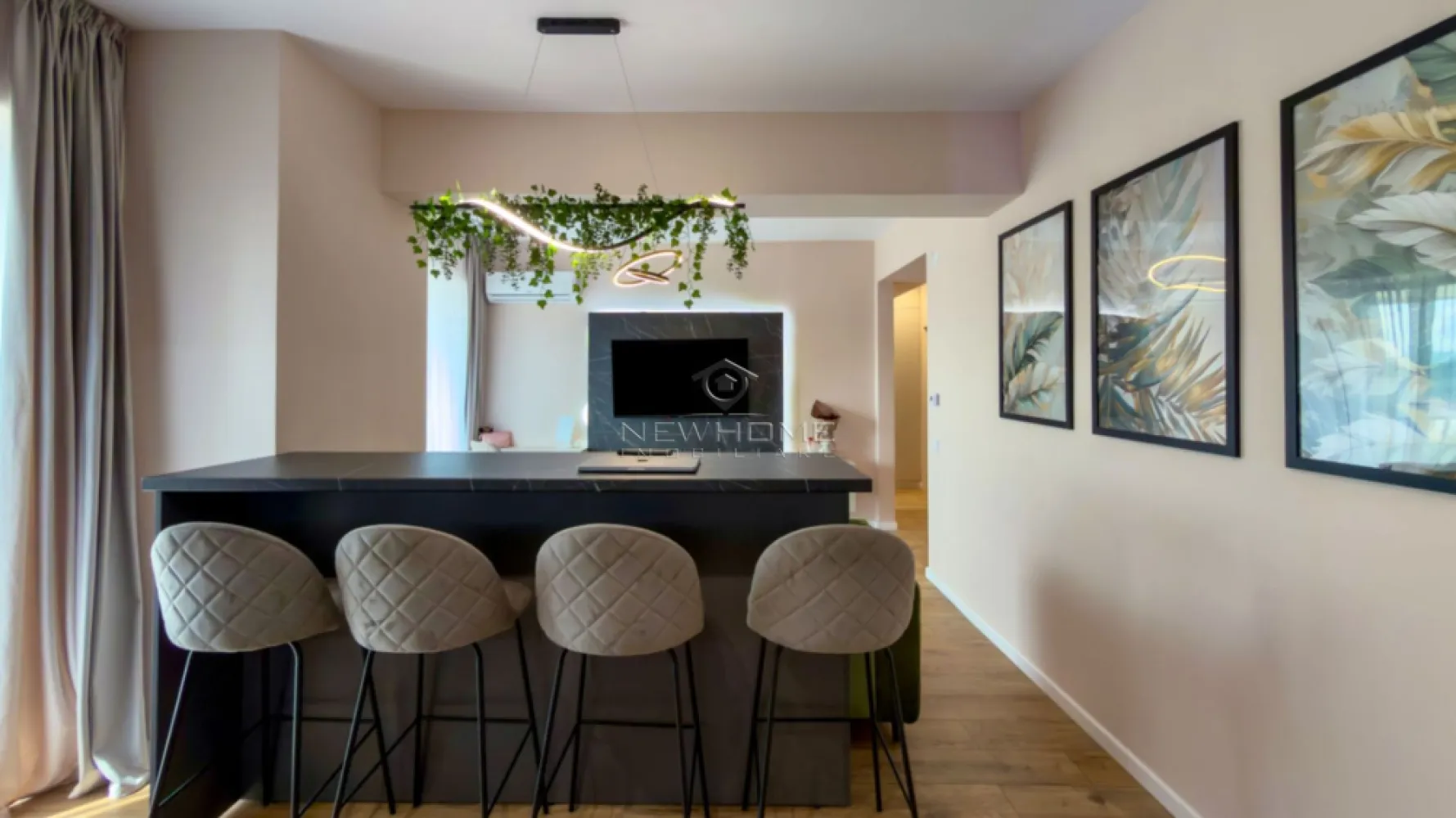 Apartament cu 2 camere, Parcare, West City Tower