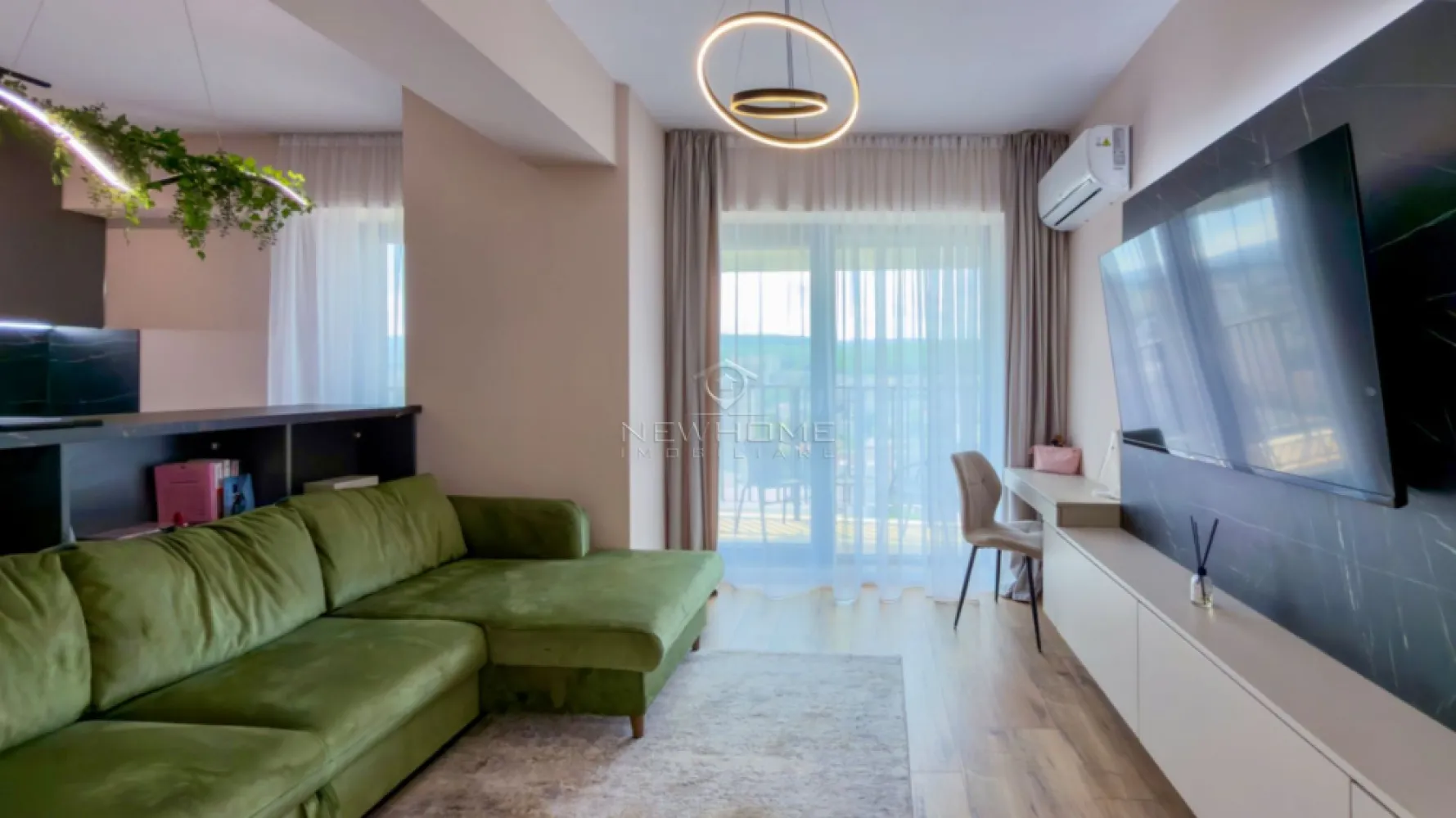 Apartament cu 2 camere, Parcare, West City Tower