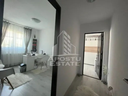 Apartament cu 3 camere, semidecomandat, renovat, Spitalul Judetean
