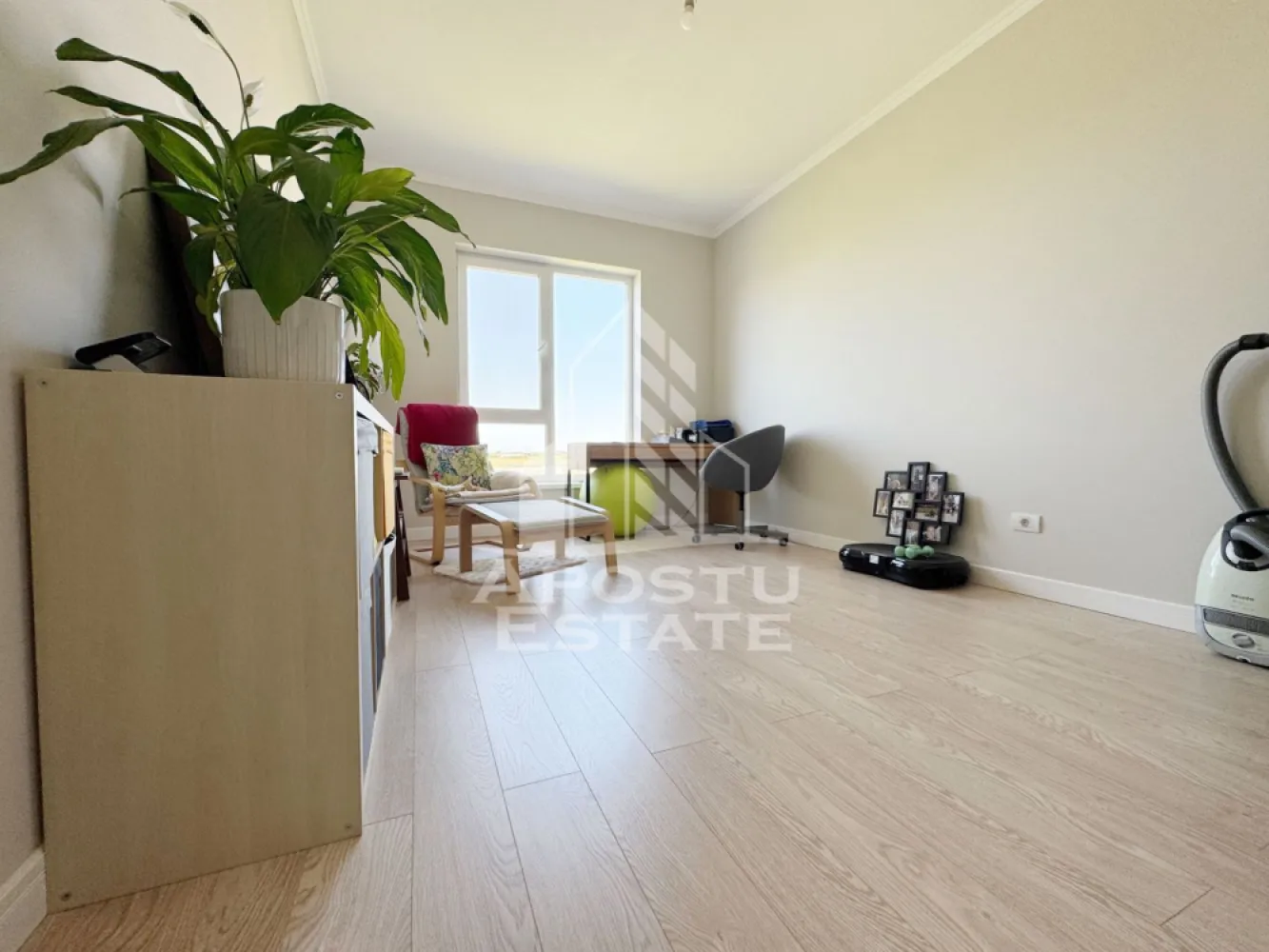 Duplex de vanzare, 5 camere, 120mp utili, 11mp terasa + balcon, Giroc