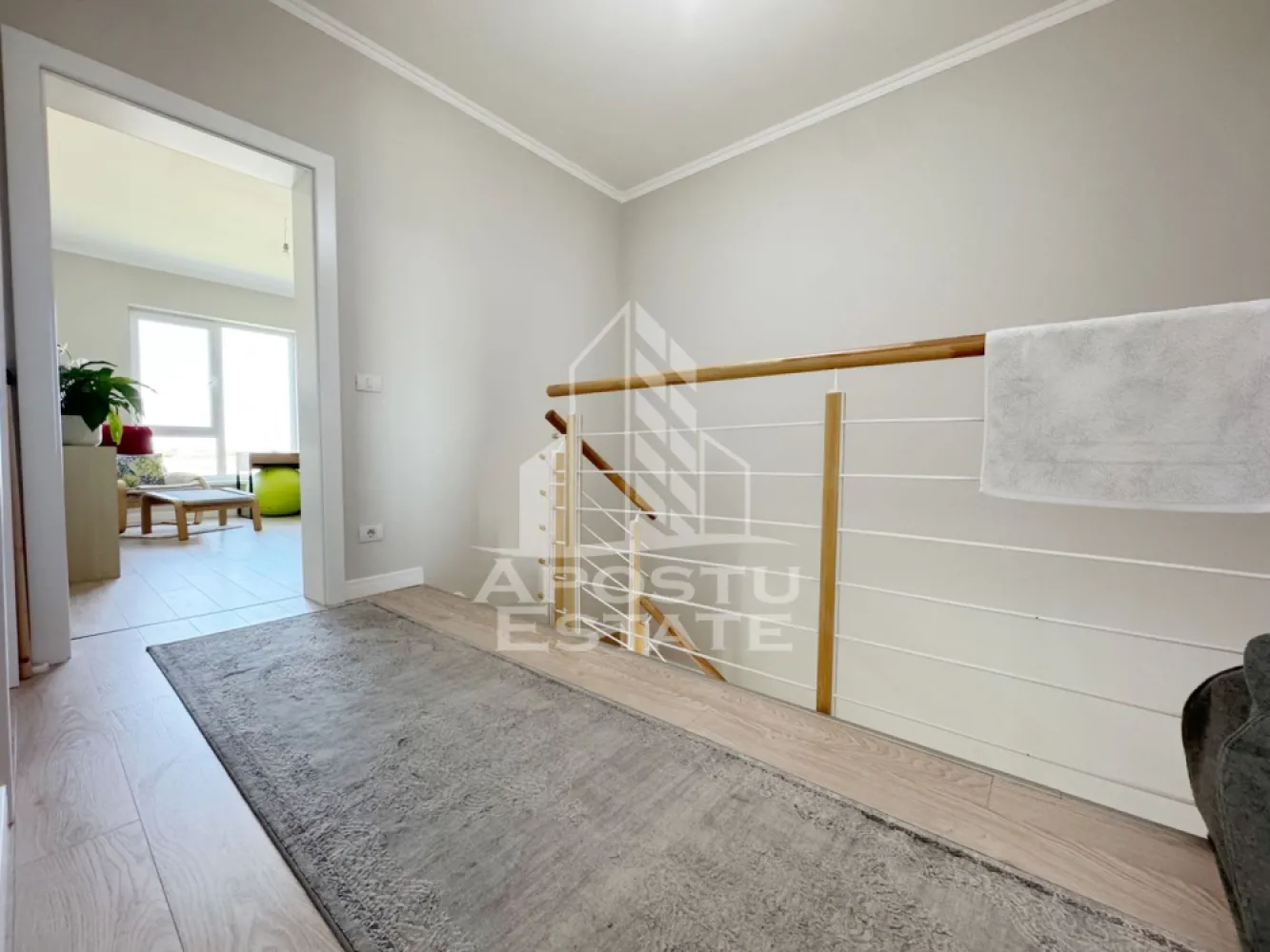 Duplex de vanzare, 5 camere, 120mp utili, 11mp terasa + balcon, Giroc