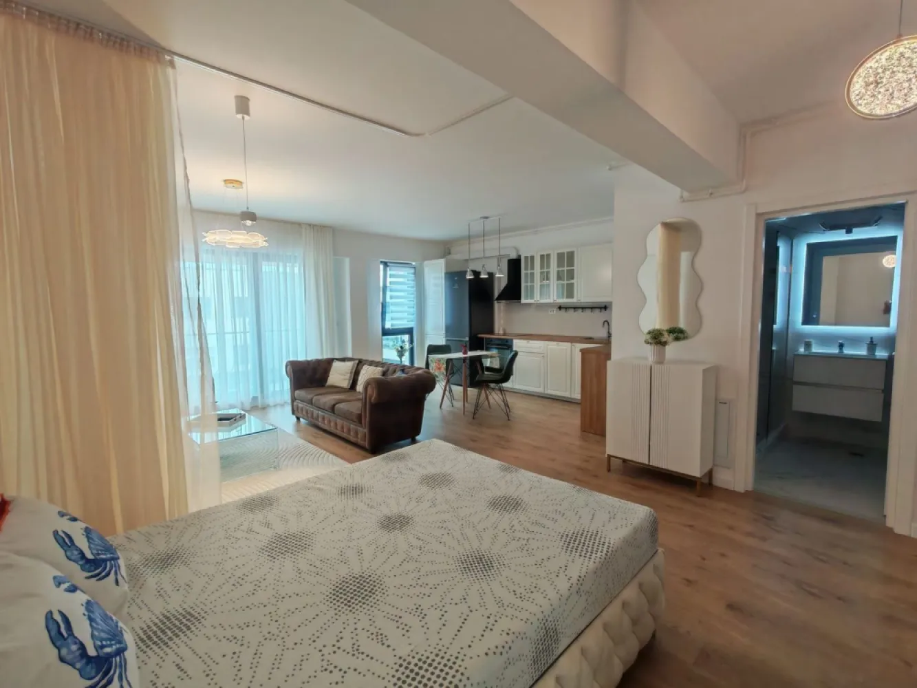 Pipera studio modern 45 mp mobilat și utilat Complex Ivory