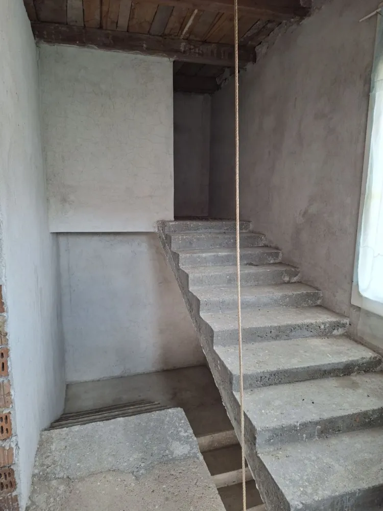 BRASADAS vinde casa individuala 8 cam 8.6a zona Baritiu.