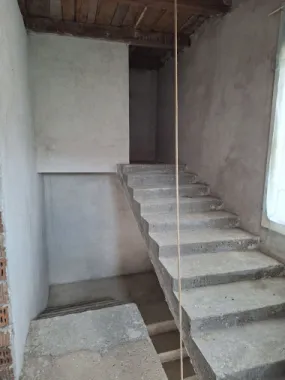 BRASADAS vinde casa individuala 8 cam 8.6a zona Baritiu.