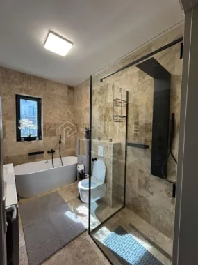 Casă modernă de închiriat – Eleganță și confort în Livezeni