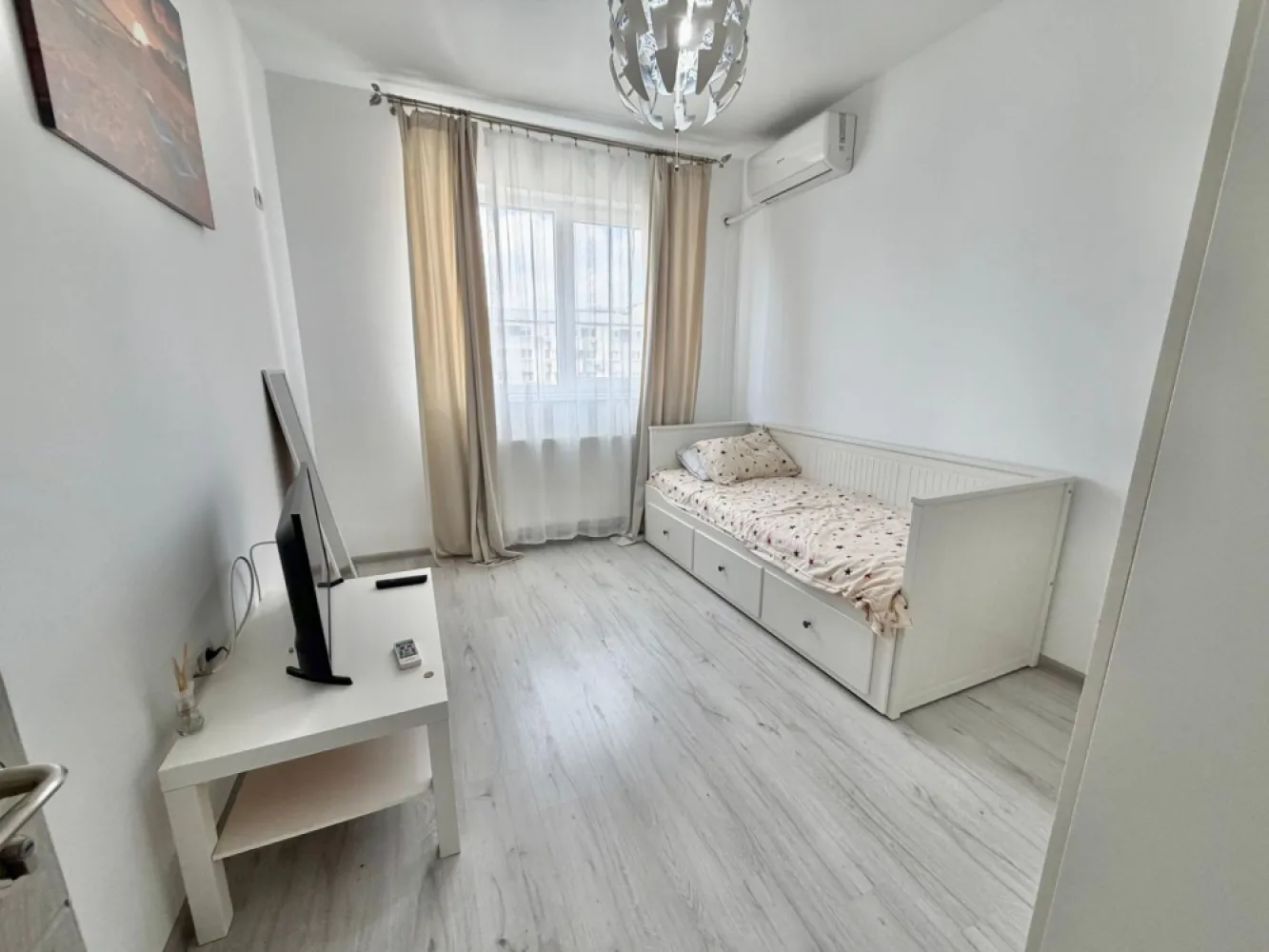 Apartament 2 camere mobilat Militari Residence