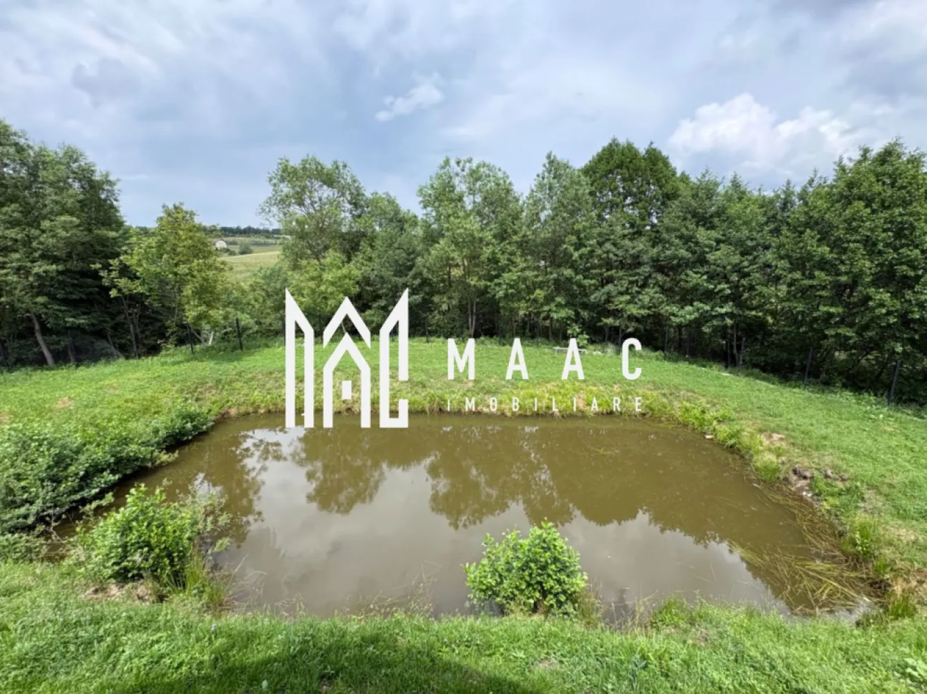 Cabana 5 Camere I 1520 mp teren I Lac de pești I Zona Tocile
