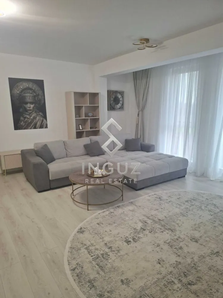 APARTAMENT 2 CAMERE DE ÎNCHIRIAT – CITY NORD TUNARI - APARTAMENT 2 CAMERE DE ÎNCHIRIAT – CITY NORD TUNARI

⬇️ العربية بالأسفل ⬇️

Disponibil imediat!

Vă prezentăm un apartament modern cu 2 camere, situat în complexul rezidențial City Nord Tunari, una dintre cele mai apreciate zone rezidențiale din nordul Bucureștiului.

Detalii proprietate:
• 2 camere
• Suprafață utilă: 56 mp
• Compartimentare semidecomandată
• Etaj 1
• Complet mobilat și utilat
• Mobilier Mobexpert
• 2 balcoane (față și spate)
• Disponibil pentru mutare imediată

Avantaje:
• Complex rezidențial modern și liniștit
• Acces rapid către Pipera, Aviației, Barbu Văcărescu și Aeroportul Otopeni
• Aproape de centre comerciale, școli, grădinițe și zone de interes
• Comunitate rezidențială modernă și bine întreținută

Chirie: 600 Euro/lună

Comision agenție: 50% din valoarea primei luni de chirie + TVA.

━━━━━━━━━━━━━━━━━━━━

شقة غرفتين للإيجار – City Nord Tunari

متوفرة للسكن فوراً.

شقة حديثة تقع داخل مجمع City Nord السكني في منطقة توناري شمال بوخارست، مناسبة للأفراد أو الأزواج الباحثين عن الهدوء والقرب من مناطق الأعمال في شمال المدينة.

مواصفات الشقة:
• غرفتان
• مساحة 56 متر مربع
• تقسيم شبه منفصل
• الطابق الأول
• مفروشة ومجهزة بالكامل
• أثاث Mobexpert
• شرفتان (أمام وخلف)
• جاهزة للسكن مباشرة

مميزات الموقع:
• مجمع سكني حديث وهادئ
• وصول سريع إلى Pipera وAviatiei ومطار أوتوبيني
• قريب من المراكز التجارية والمدارس والخدمات
• بيئة سكنية مريحة وآمنة

الإيجار: 600 يورو شهرياً

عمولة المكتب: 50٪ من قيمة أول شهر إيجار + الضريبة
للمزيد من المعلومات أو حجز موعد للمعاينة:

Inguz Real Estate
📱 +40 774 017 567
📱 +40 724 922 092
✉️ info.inguzrealestate.com
