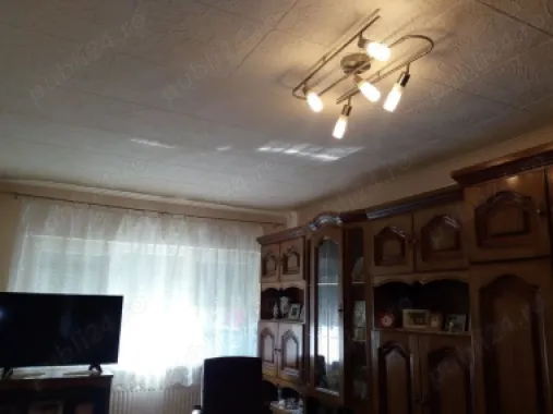 BRASADAS vinde ap 2 cam la PARTER zona Spitalul Judetean.
