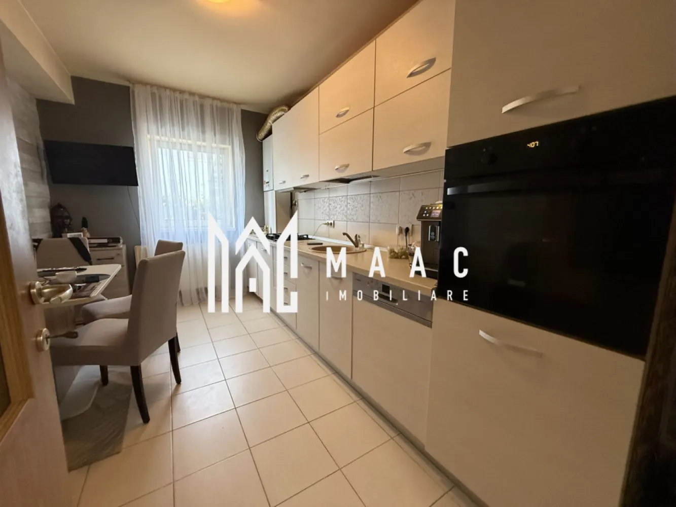 Apartament 3 camere | Terasa | 67 MPU | Parcare | Selimbar