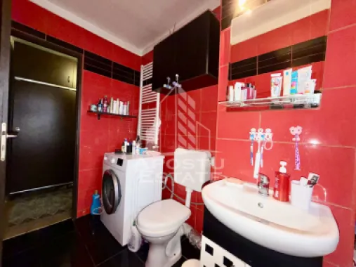 Apartament cu 3 camere,semidecomandat,centrala proprie ,zona Girocului