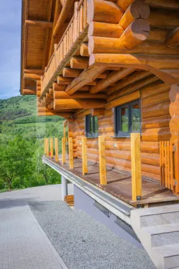 Stil de viață de vânzare – liniște, natură și confort premium
