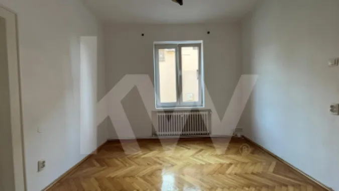 Casă individuală de închiriat – 4 camere, curte și terasă – Terezian