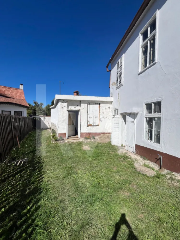 Casă autentică cu potențial de investiție – Poiana Sibiului