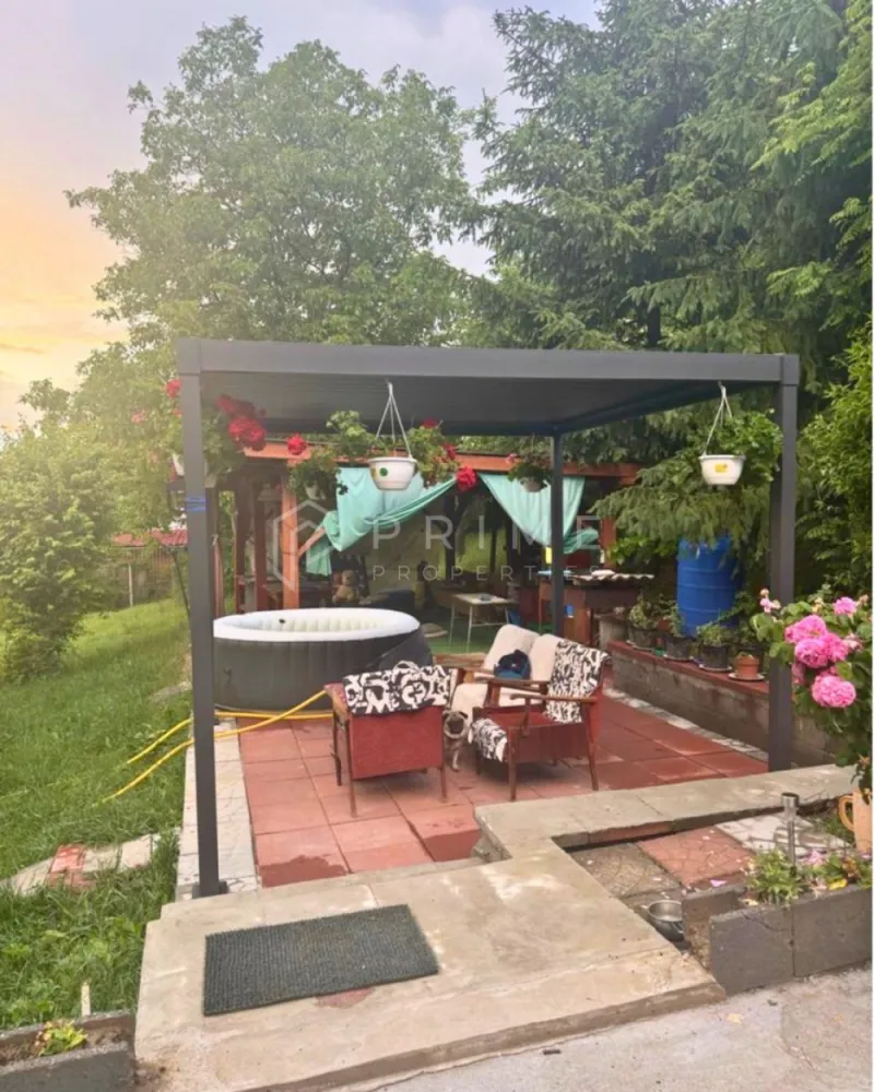 DE ÎNCHIRIAT: Casă Spațioasă cu 4 Camere + Mansardă | Valea Iubirii