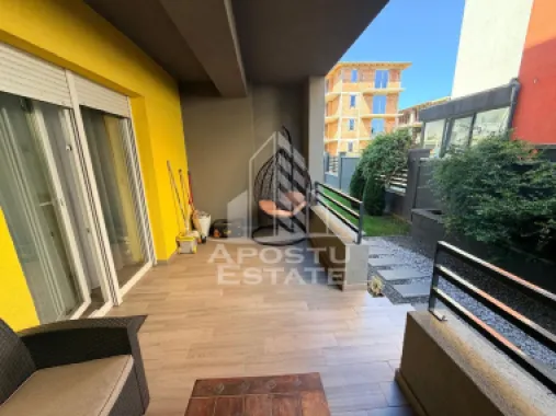 Apartament cu 2 camere, de inchiriat, Giroc, Curte Proprie