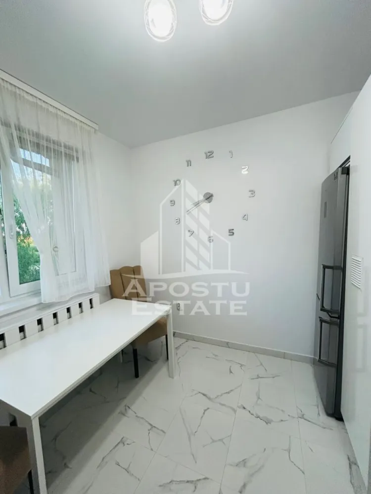 Apartament cu 2 camere de inchiriat, loc de parcare, Ghiroda
