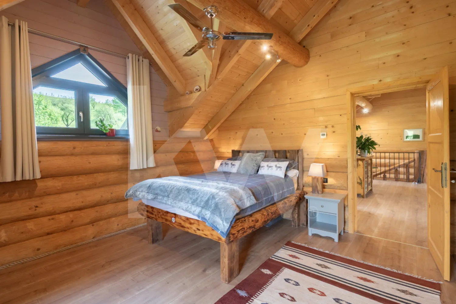 Stil de viață de vânzare – liniște, natură și confort premium