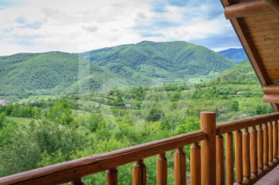 Stil de viață de vânzare – liniște, natură și confort premium
