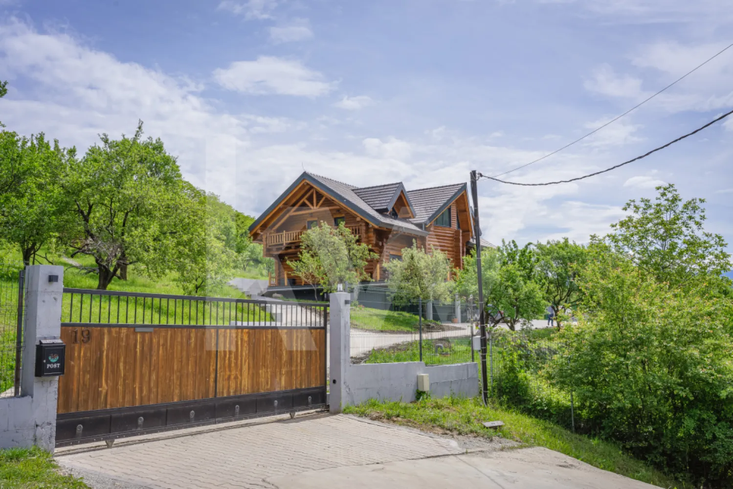 Stil de viață de vânzare – liniște, natură și confort premium