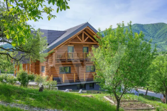 Stil de viață de vânzare – liniște, natură și confort premium