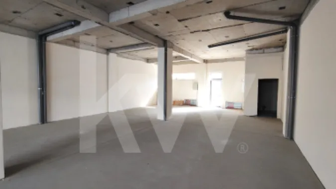 Spațiu comercial de închiriat – zonă Balanța