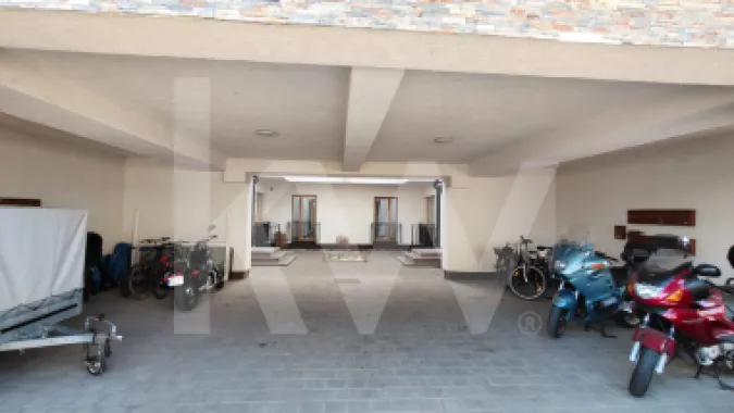 Apartament de vanzare cu 4 camere Arhitectilor