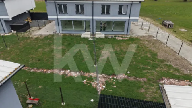 Duplex de vanzare zona Tropinii Vechi