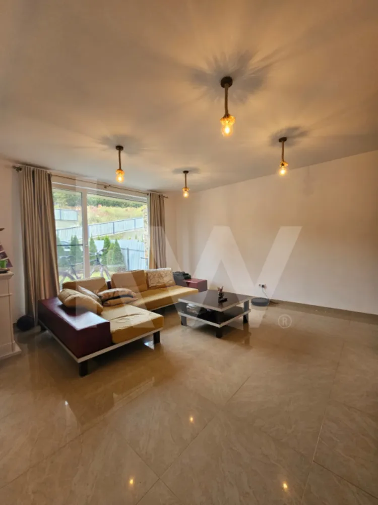 Casă 4 camere la preț de apartament