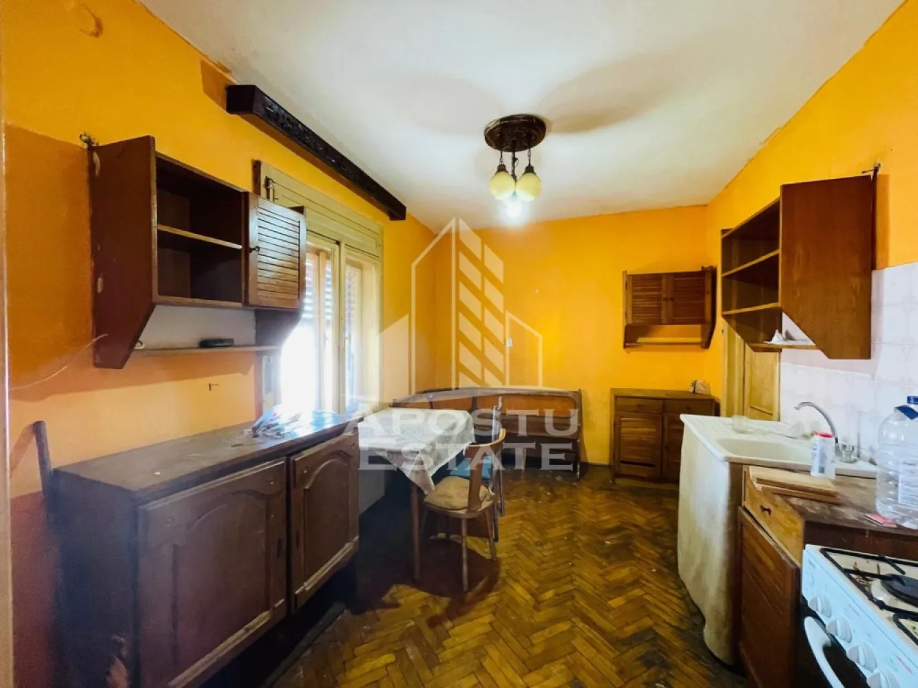 Apartament la casa 3 camere/ 100MP/ zona Aradul Nou/Cheltuieli incluse
