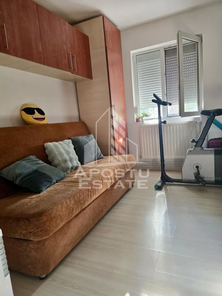 Apartament 3 camere de vanzare, zona Circumvalatiunii, Timisoara