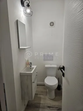 DE ÎNCHIRIAT: Apartament 3 Camere, Modern & Renovate Recent – Zona Tud