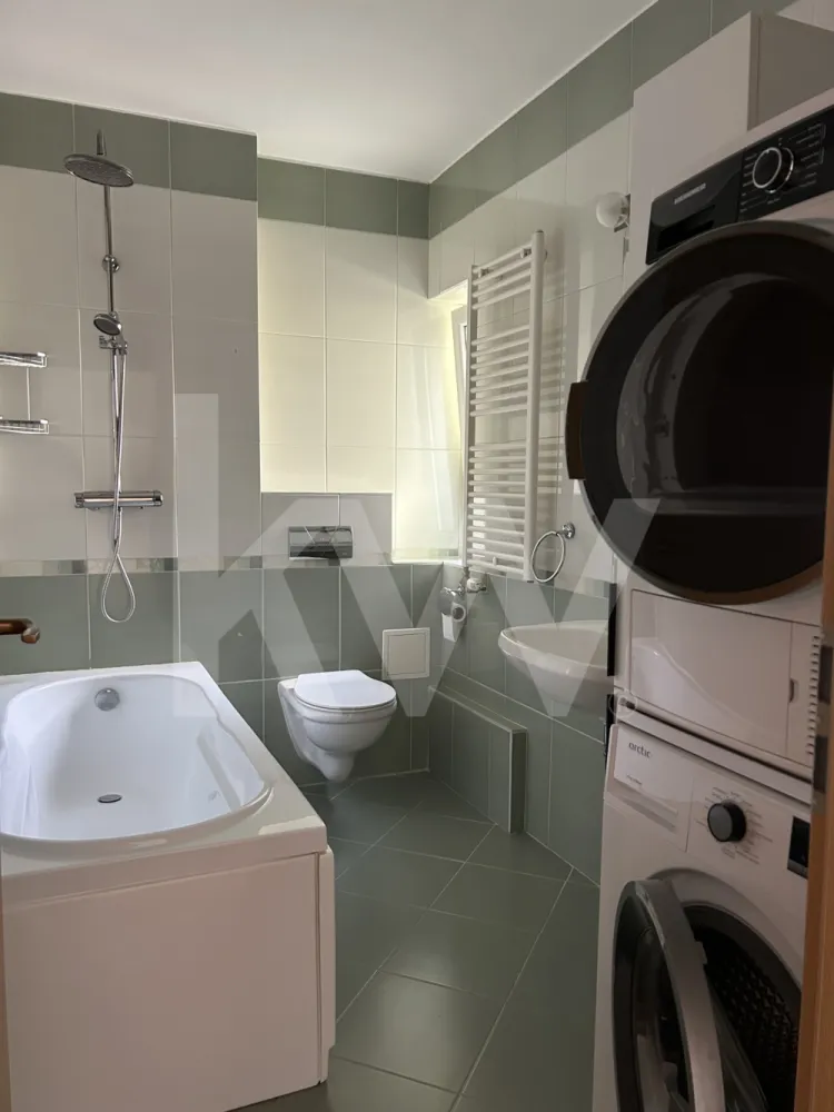 Apartament 2 camere, disponibil imediat, zona Ștrand