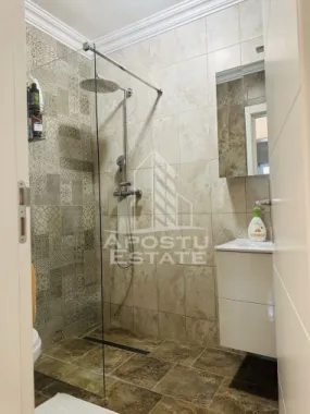 Jumatate de duplex cu 3 camere de inchiriat, Dumbravita