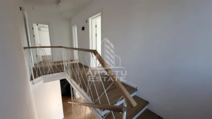 Casa individuala cu 4 camere,2 garaje,Dumbravita