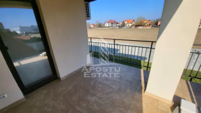 Casa individuala cu 4 camere,2 garaje,Dumbravita
