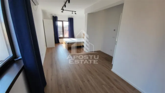 Casa individuala cu 4 camere,2 garaje,Dumbravita
