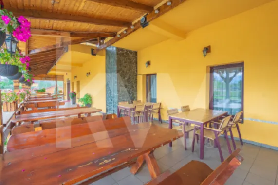 Afacere la cheie, pensiune-restaurant-terasa-14 unitati de cazare-Transfagarasan