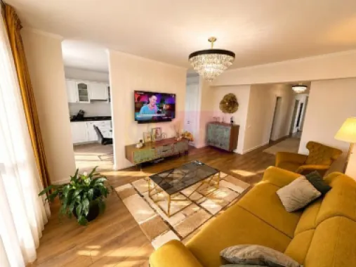 PENTHOUSE CU TERASĂ SPECTACULOASĂ DE 42 MP ȘI 2 PARCĂRI SUBTERANE SECTOR 1