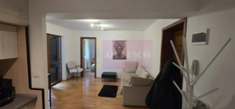 Apartament cu 2 camere de vanzare in Sinaia