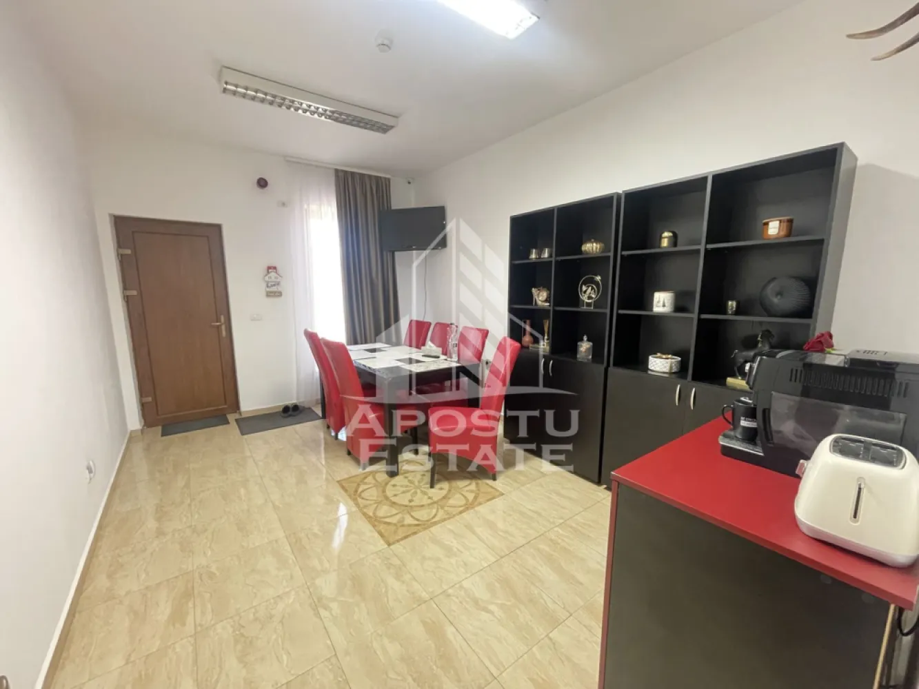 Casa P+1E, depozit 100mp, curte betonata, Mosnita Noua-Drumul Boilor