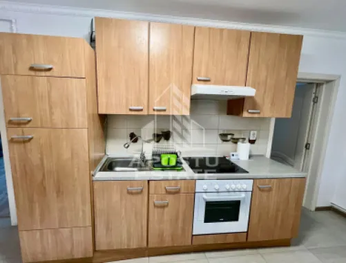Casa curte comuna , 2 camere in Parneava