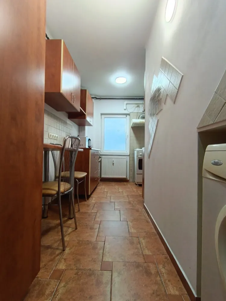 Garsoniera de inchiriat, zona Marasesti, Ploiesti