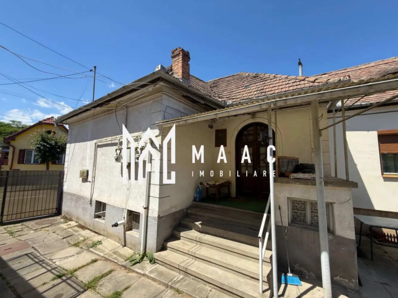 Casă în Curte Comună | 53 Mp | Pivniță Amenajată | Zona Piața Cluj